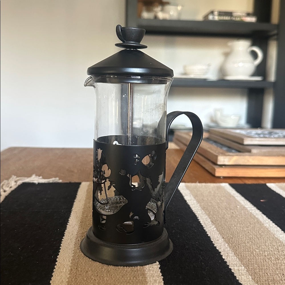 Disney Parks Exclusive Alice in Wonderland French Press Coffee Tea Maker